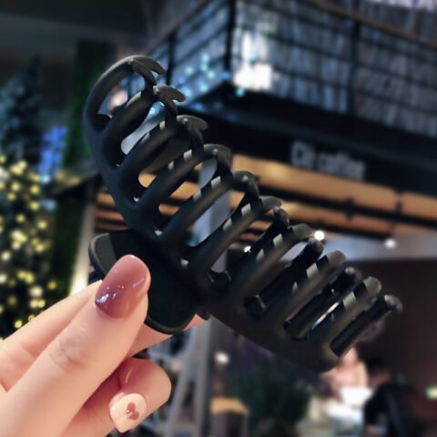 1 Piece Black Matte Big Size Hair Claw Clip For Women