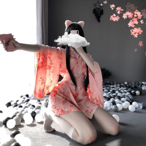 Cute Sakura Print Short Kimono Cosplay Outfit