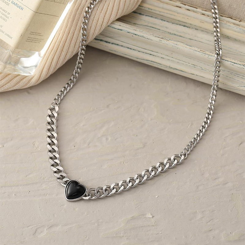 Punk Street Style Black Heart Themed Necklace BTS Inspired Unisex Necklace - Image 4