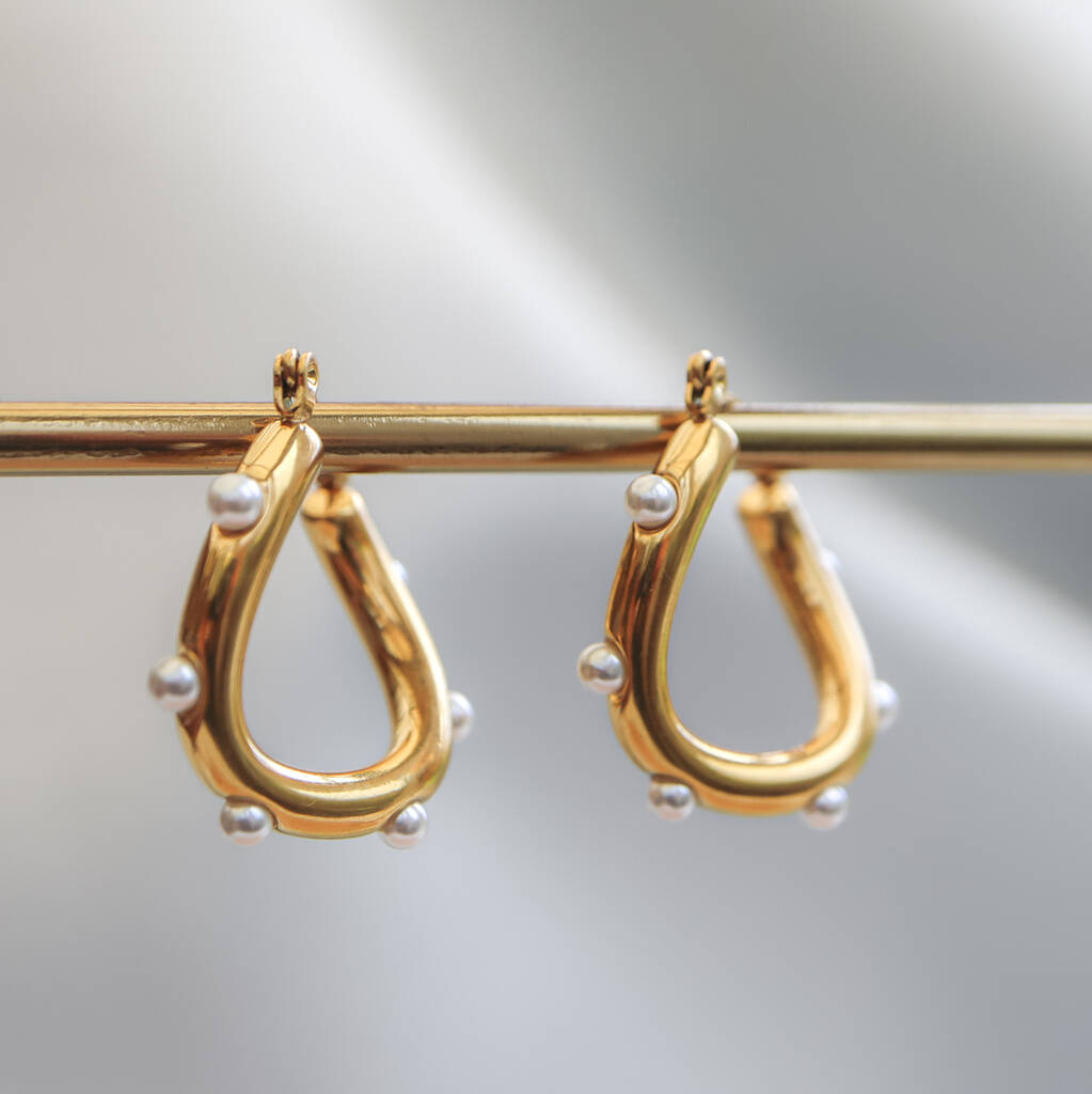 18k Gold Plated Twisted Hoops Inlaid Pearls Trendy Aesthetic Elegant Hoop Earrings for Women - Image 2