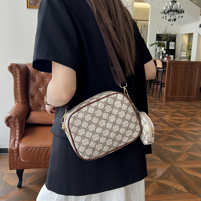 Fashion Casual Retro Small square Bag - Image 4