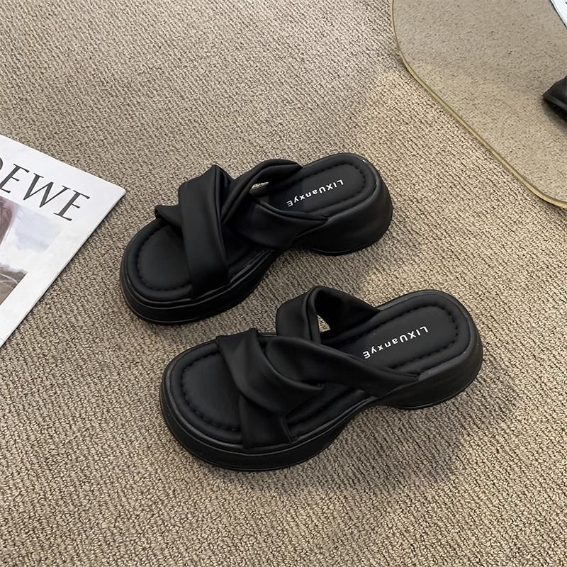 Thick-soled casual flip flops outdoor wear sandals - Image 5