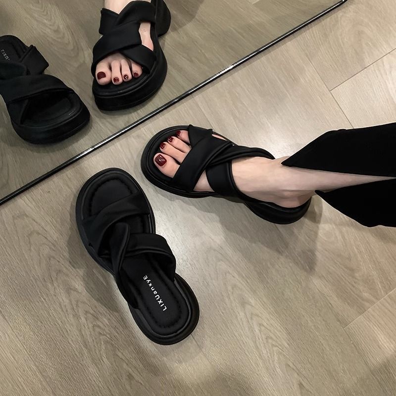 Thick-soled casual flip flops outdoor wear sandals - Image 3