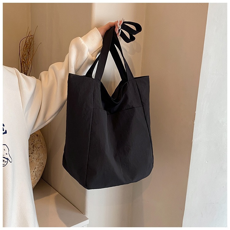 Casual Retro Large Capacity Simple Fashion Shoulder Bag - Image 2