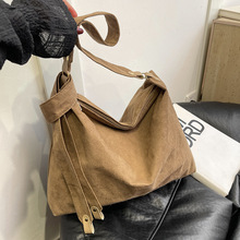 Light Luxury Large Capacity Fashionable Shoulder Bag - Image 6